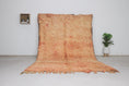 Load image into Gallery viewer, Vintage Moroccan Rug – Handmade Wool Berber rug, 5.5x10 ft – Peach beni mguild rug