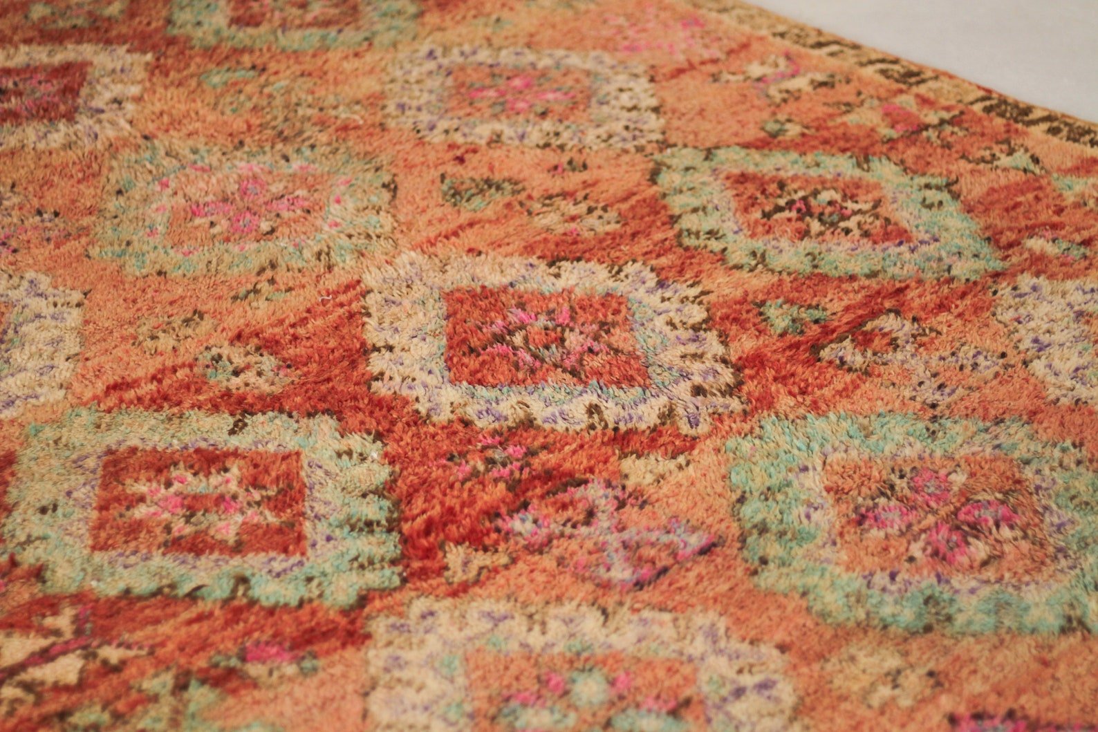 Vintage Moroccan Rug – Handmade Wool Berber rug, 6x11 ft – Red beni mguild rug
