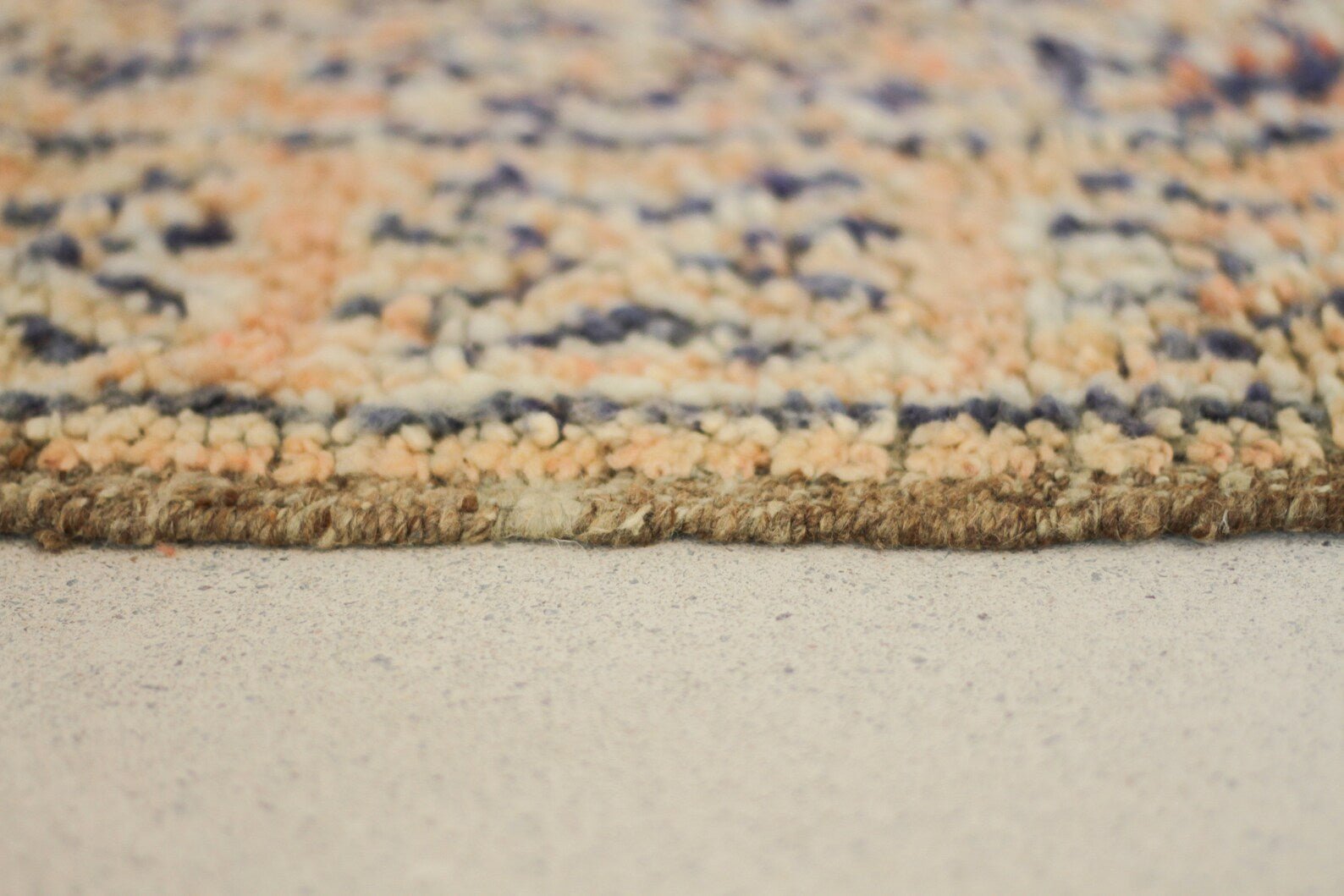 Vintage Moroccan Rug – Handmade Wool Berber rug, 6x10 ft – beni mguild rug