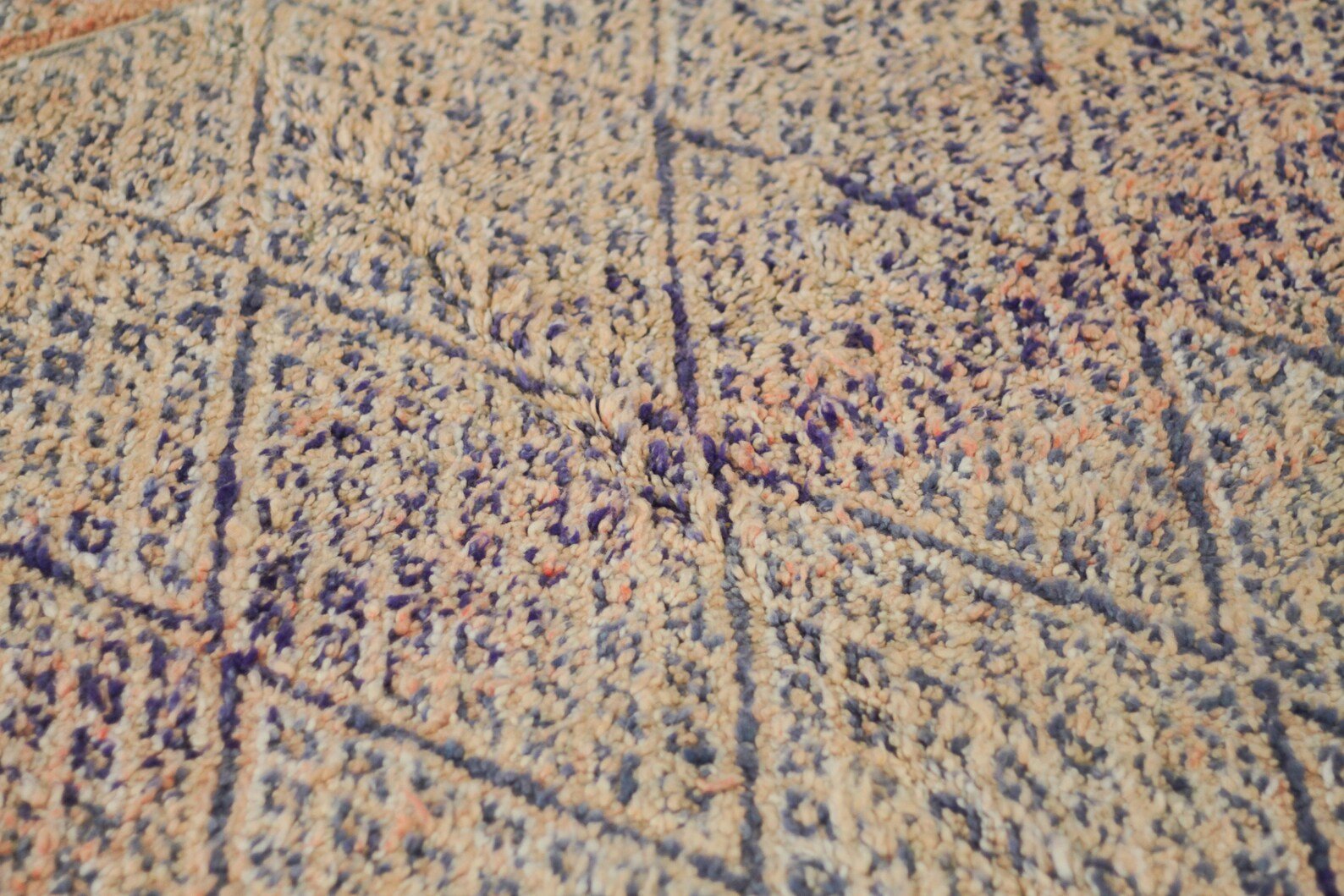 Vintage Moroccan Rug – Handmade Wool Berber rug, 6x10 ft – beni mguild rug