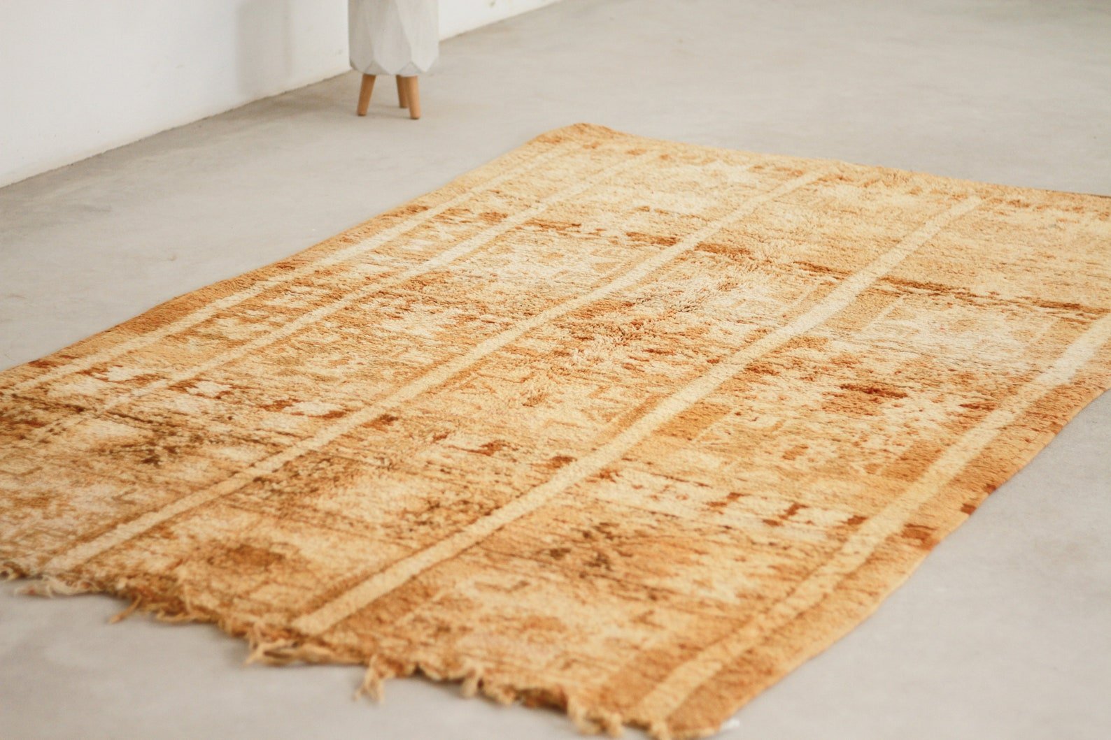Vintage Moroccan Rug – Handmade Wool Berber rug, 5x8 ft – Yellow beni mguild rug