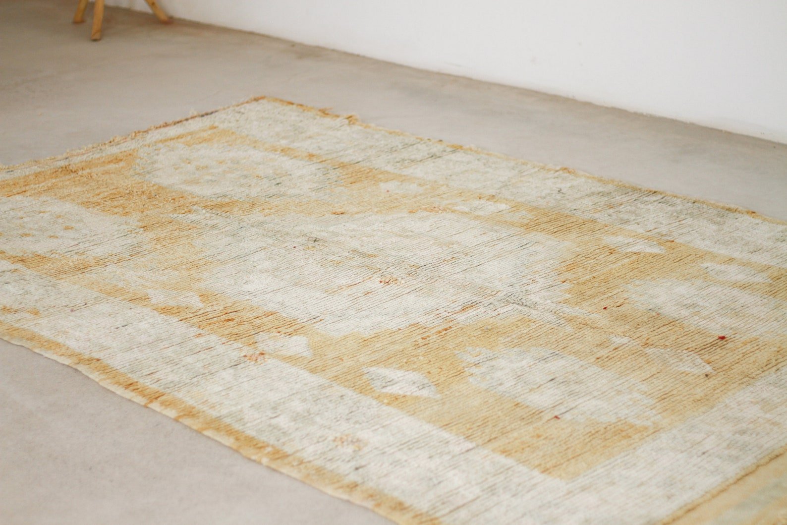 Vintage Moroccan Rug – Handmade Wool Berber rug, 6x9 ft – Yellow beni mguild rug