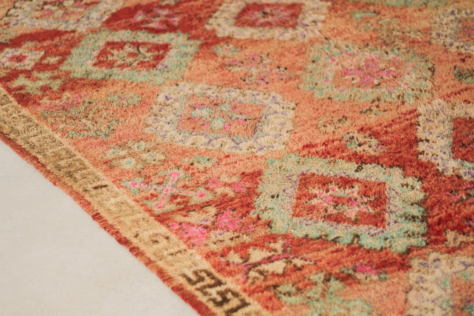 Vintage Moroccan Rug – Handmade Wool Berber rug, 6x11 ft – Red beni mguild rug