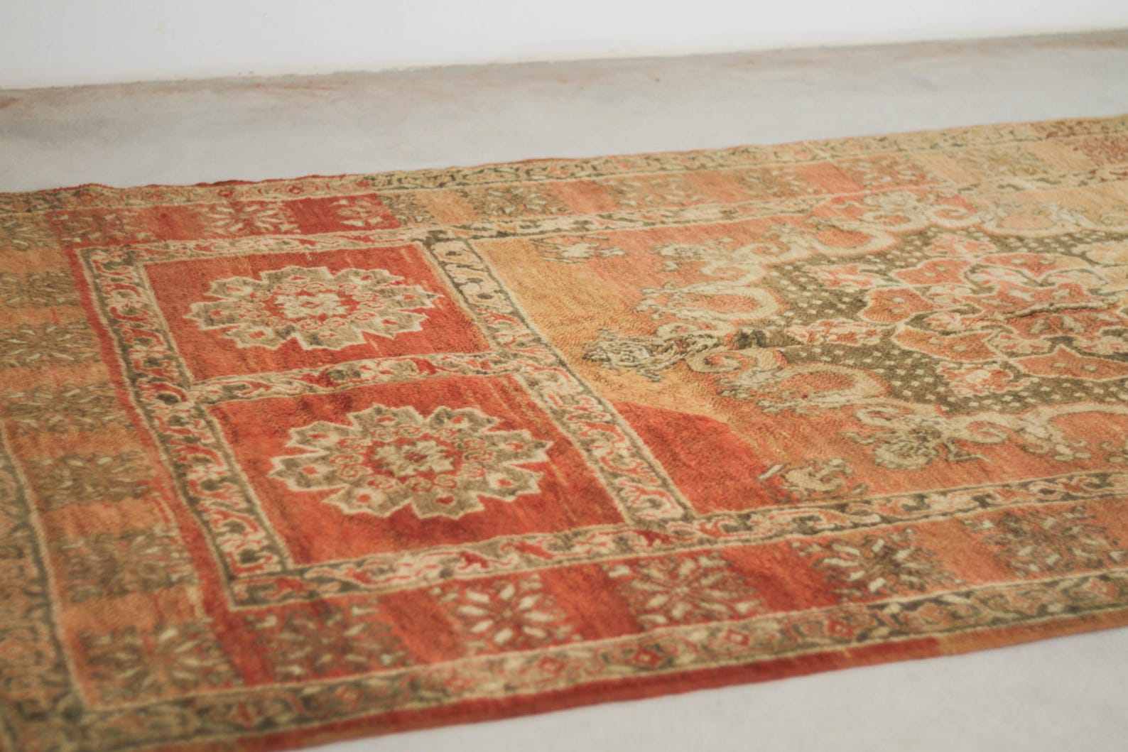 Vintage Moroccan Rug – Handmade Wool Berber rug, 6x11 ft – Peach beni mguild rug