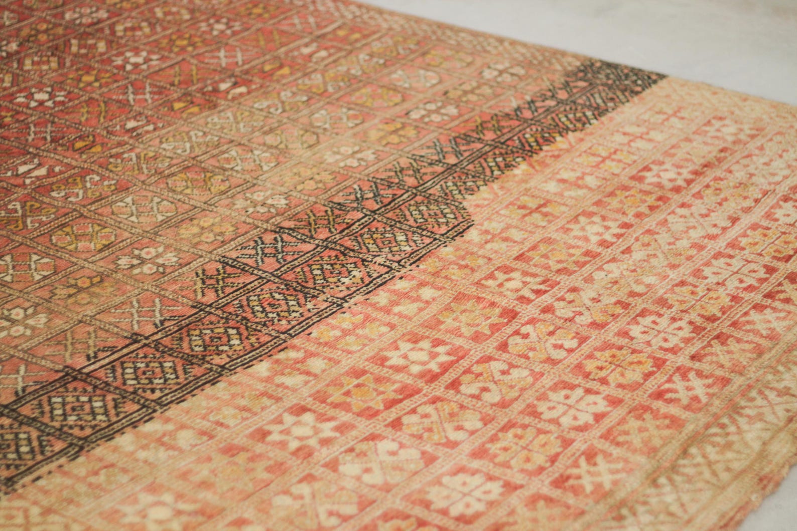 Vintage Moroccan Rug – Handmade Wool Berber rug, 6x10 ft – Brown beni mguild rug