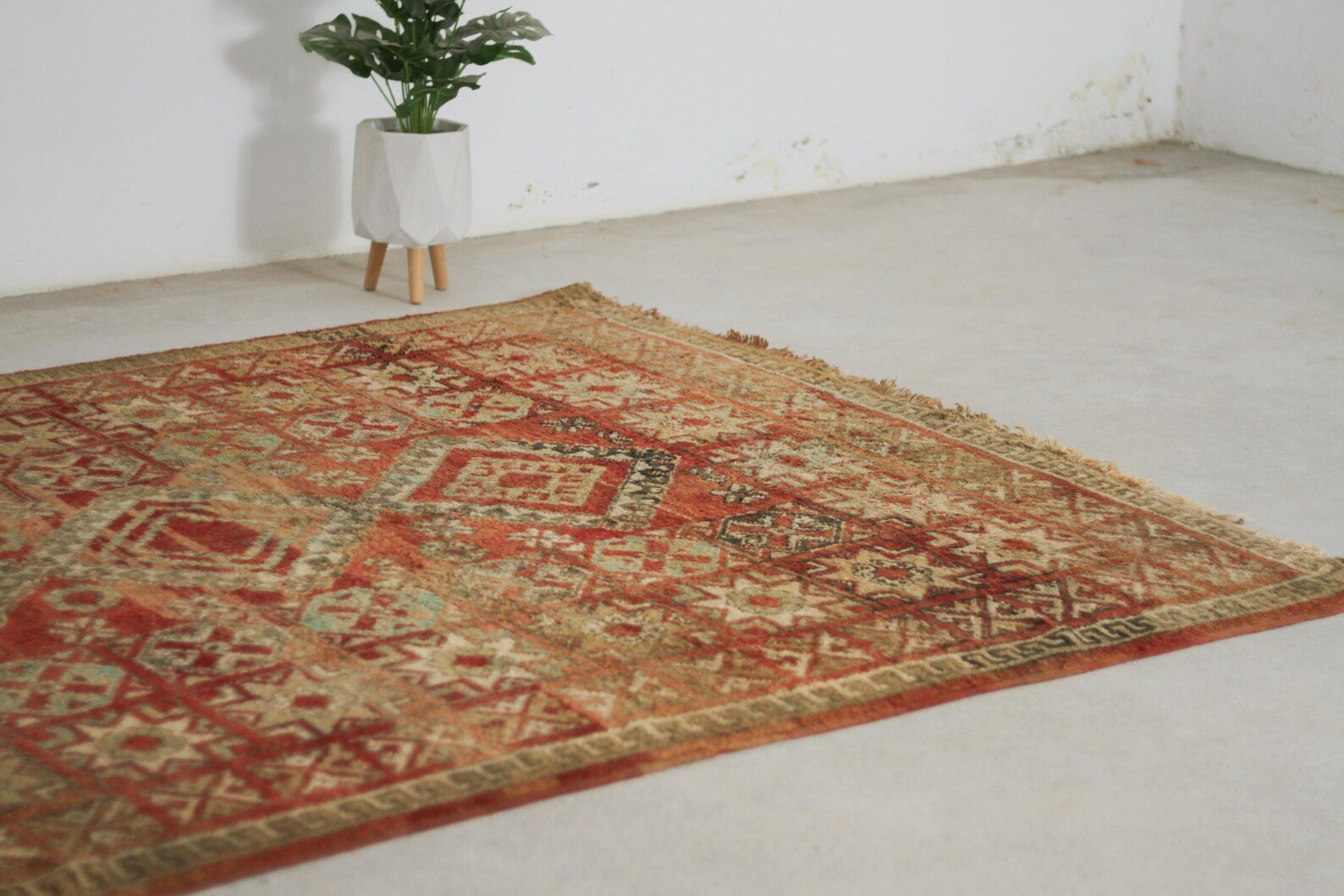 Vintage Moroccan Rug – Handmade Wool Berber rug, 6x12 ft – Brown beni mguild rug
