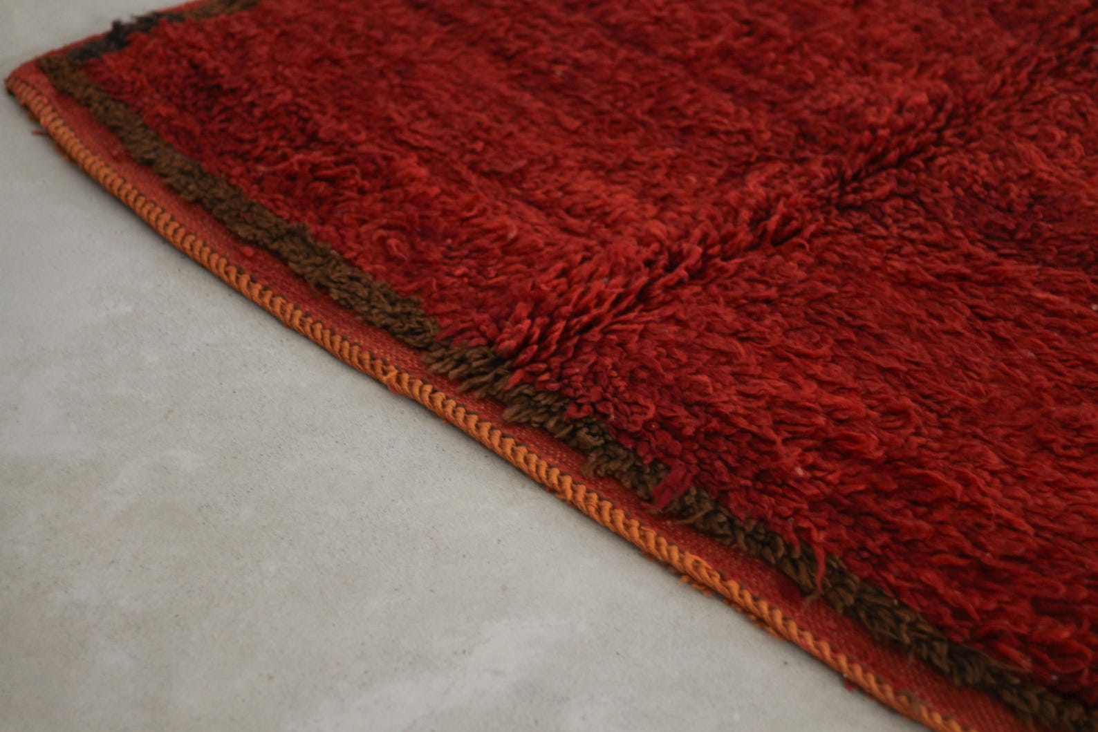 Vintage Moroccan Rug – Handmade Wool Berber rug, 5x8 ft – Orange beni mguild rug