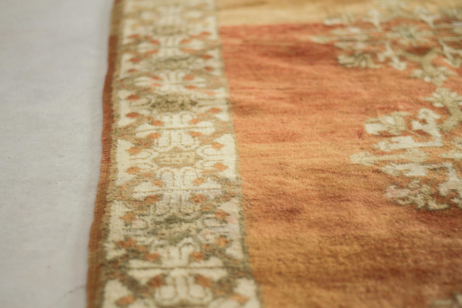 Vintage Moroccan Rug – Handmade Wool Berber rug, 5x10 ft – Red beni mguild rug