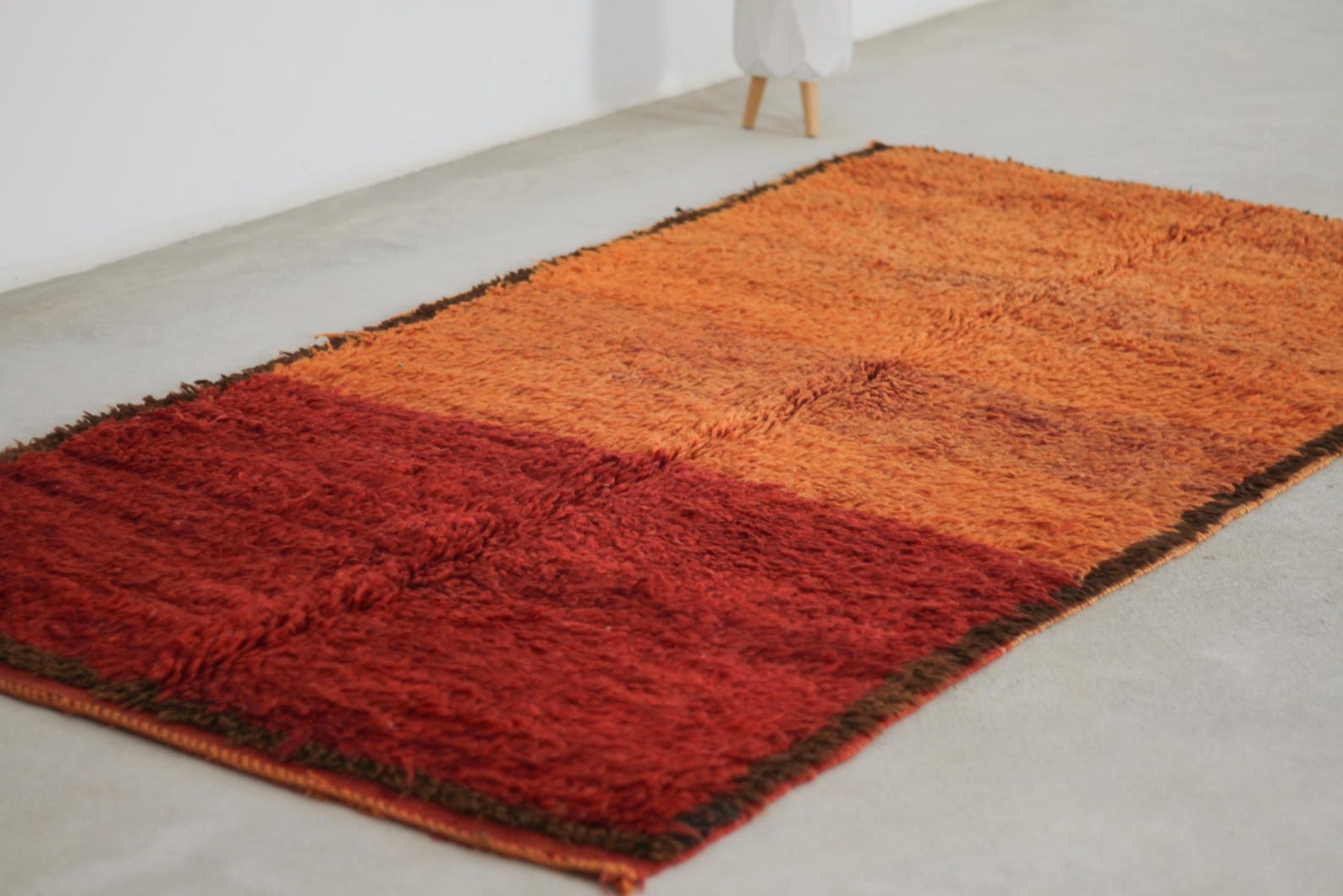 Vintage Moroccan Rug – Handmade Wool Berber rug, 5x8 ft – Orange beni mguild rug