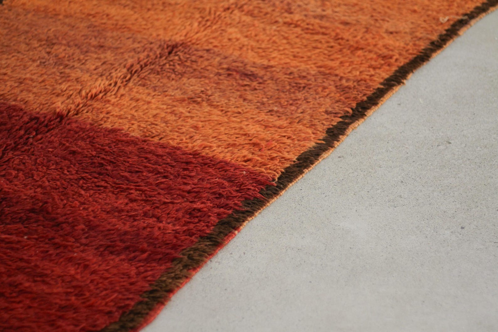 Vintage Moroccan Rug – Handmade Wool Berber rug, 5x8 ft – Orange beni mguild rug