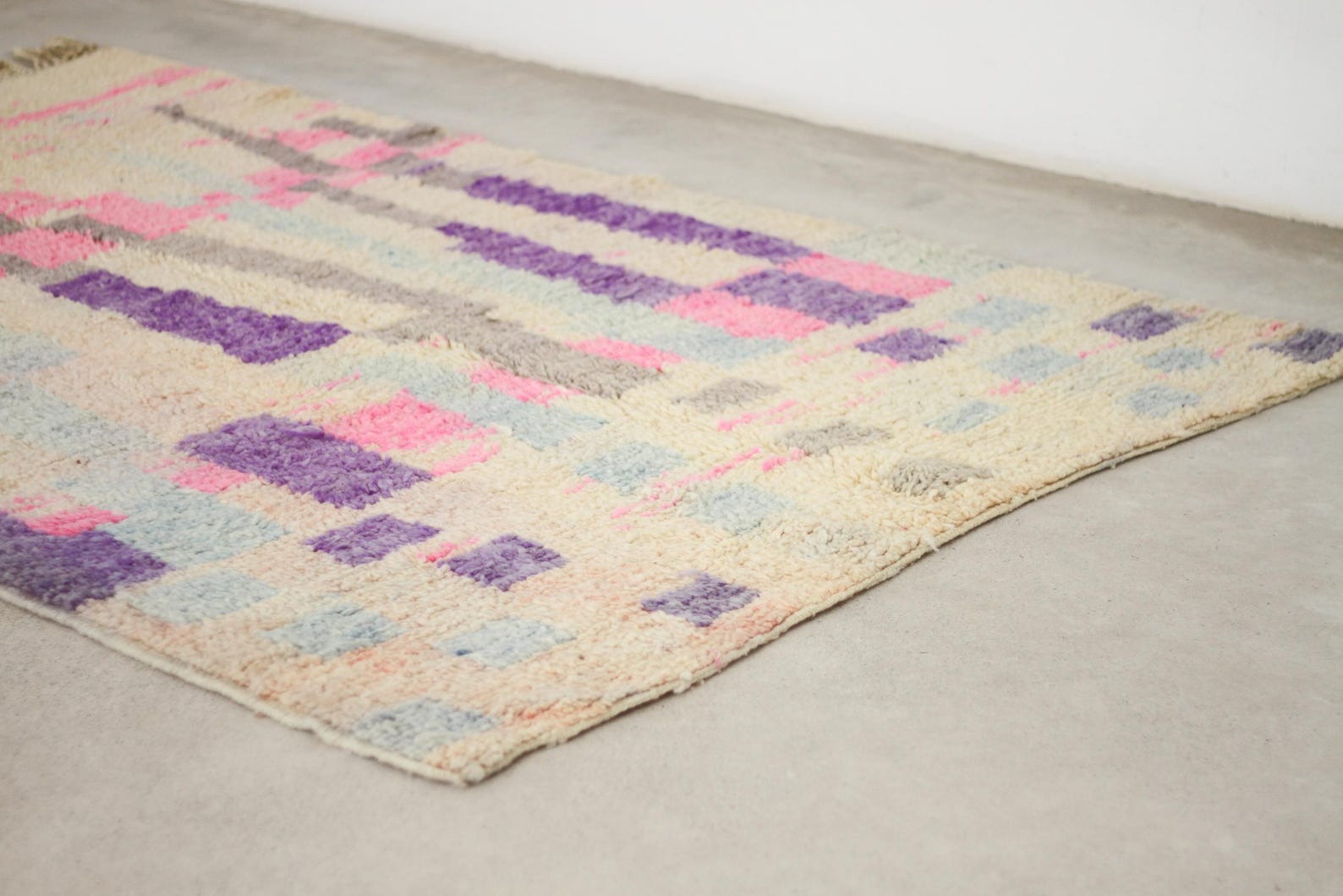 Beige 8x5 Boujad Rug – handmade moroccan rugs, pink moroccan rug, Handmade Wool Rug