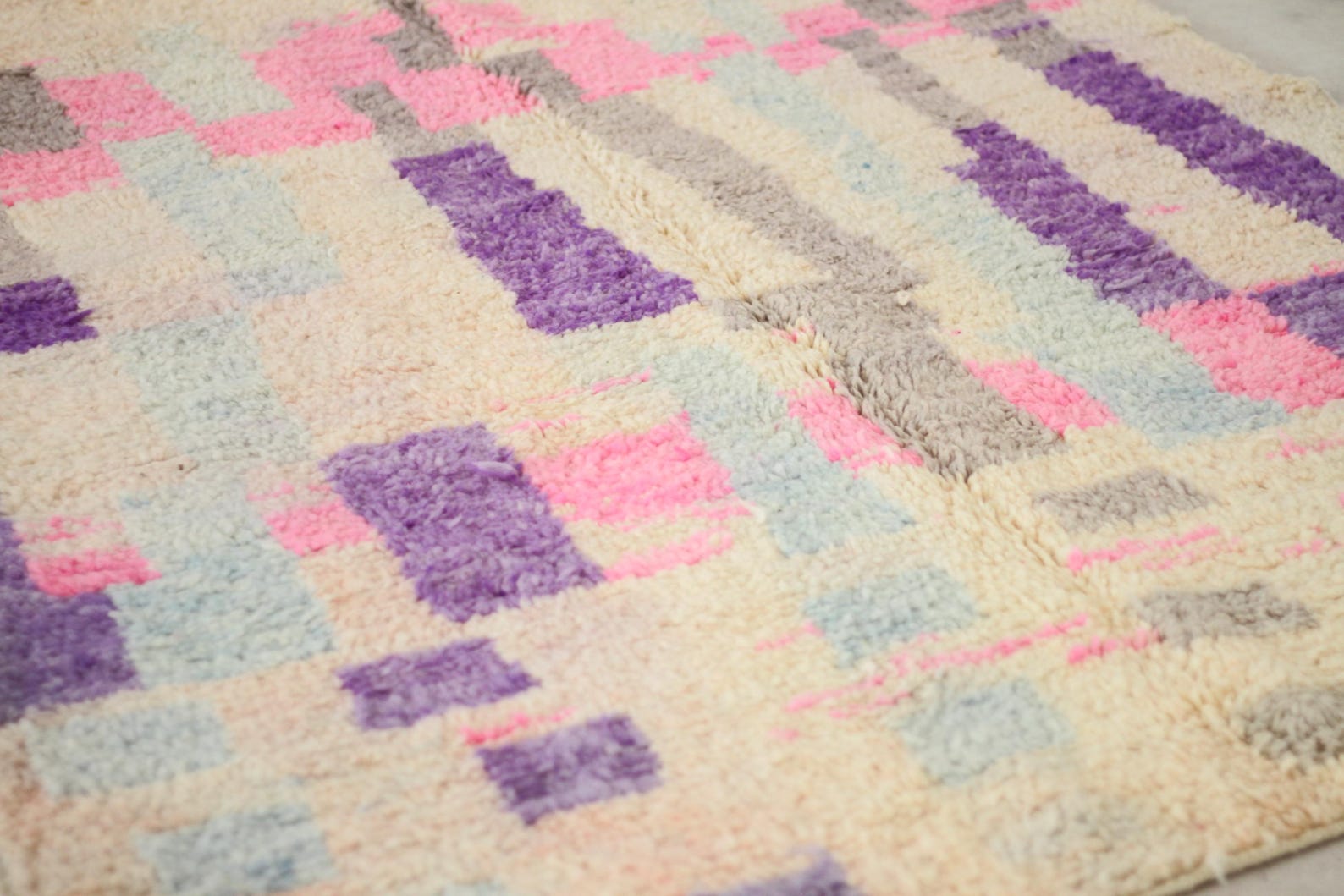 Beige 8x5 Boujad Rug – handmade moroccan rugs, pink moroccan rug, Handmade Wool Rug