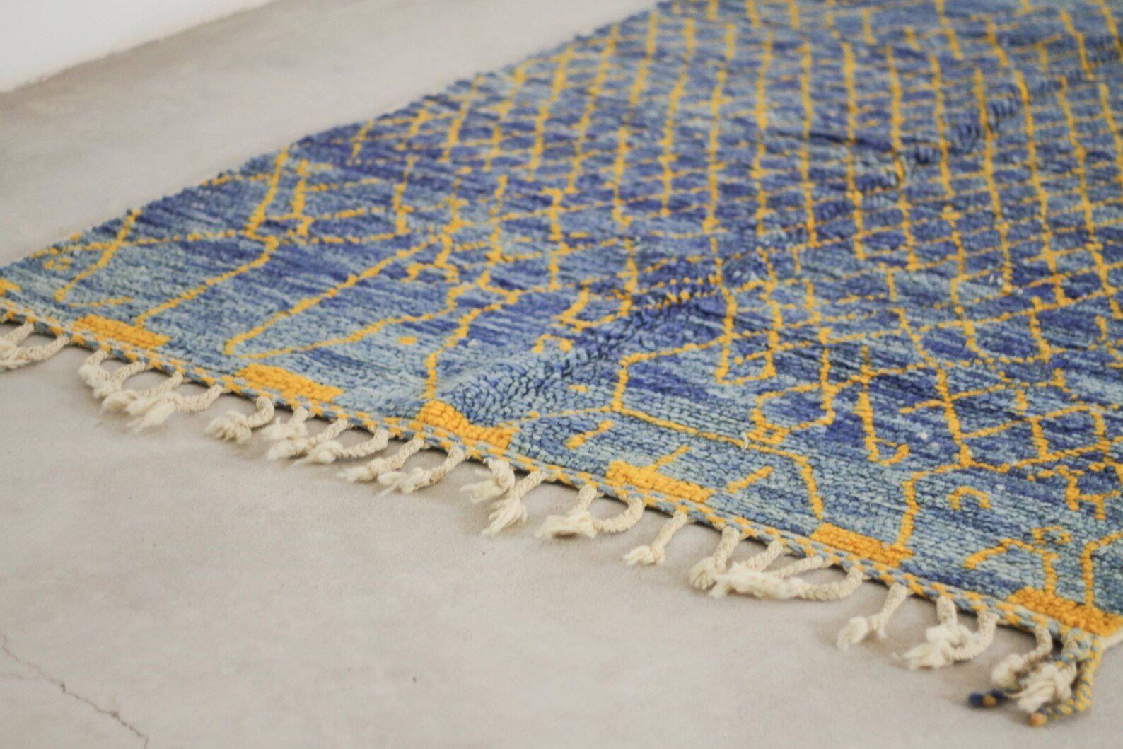 Blue 8x5 Berber Rug – boujaad rug, berber wool rug, Handmade Wool Rug