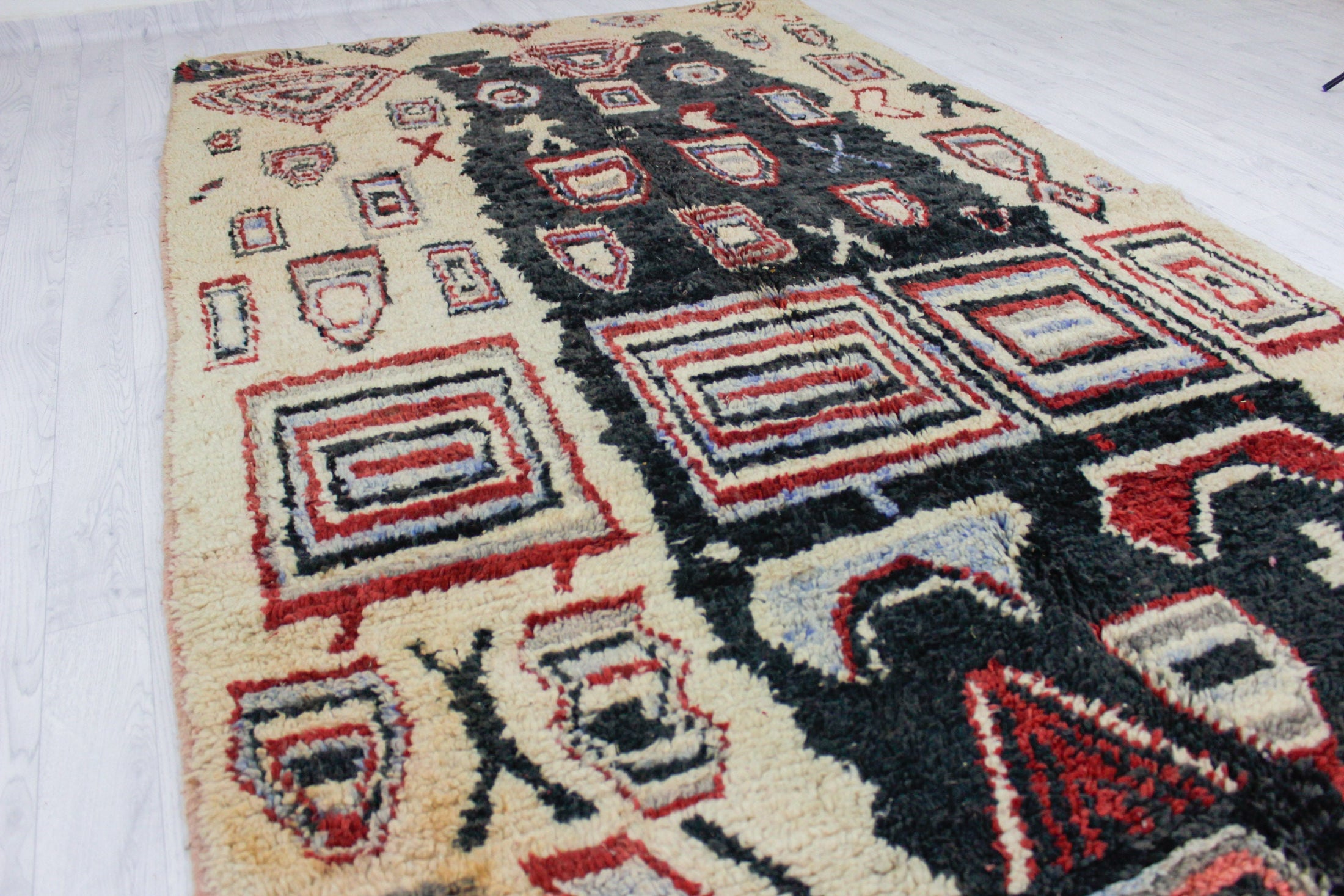 One of a kind vintage Boujaad rug 48