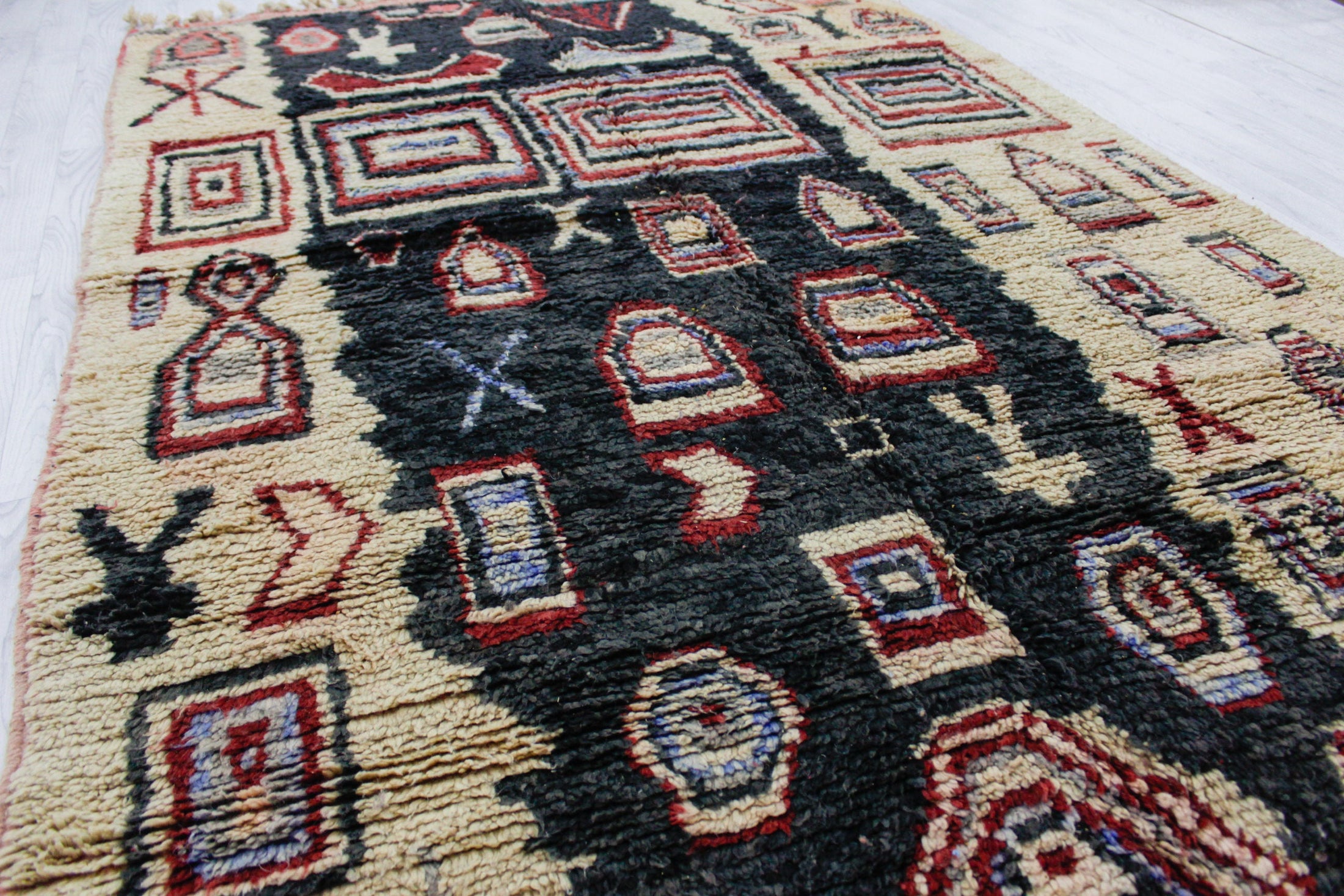 One of a kind vintage Boujaad rug 48