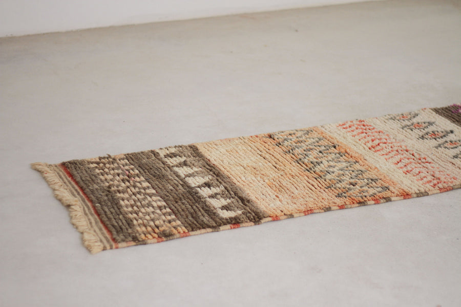Peach Boujaad-Style Moroccan Runner, 2'0" x 9'9" – No. H-5