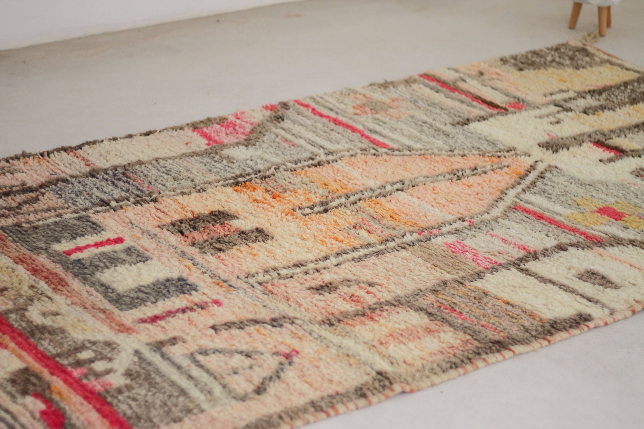 One of a kind vintage Boujaad rug 38