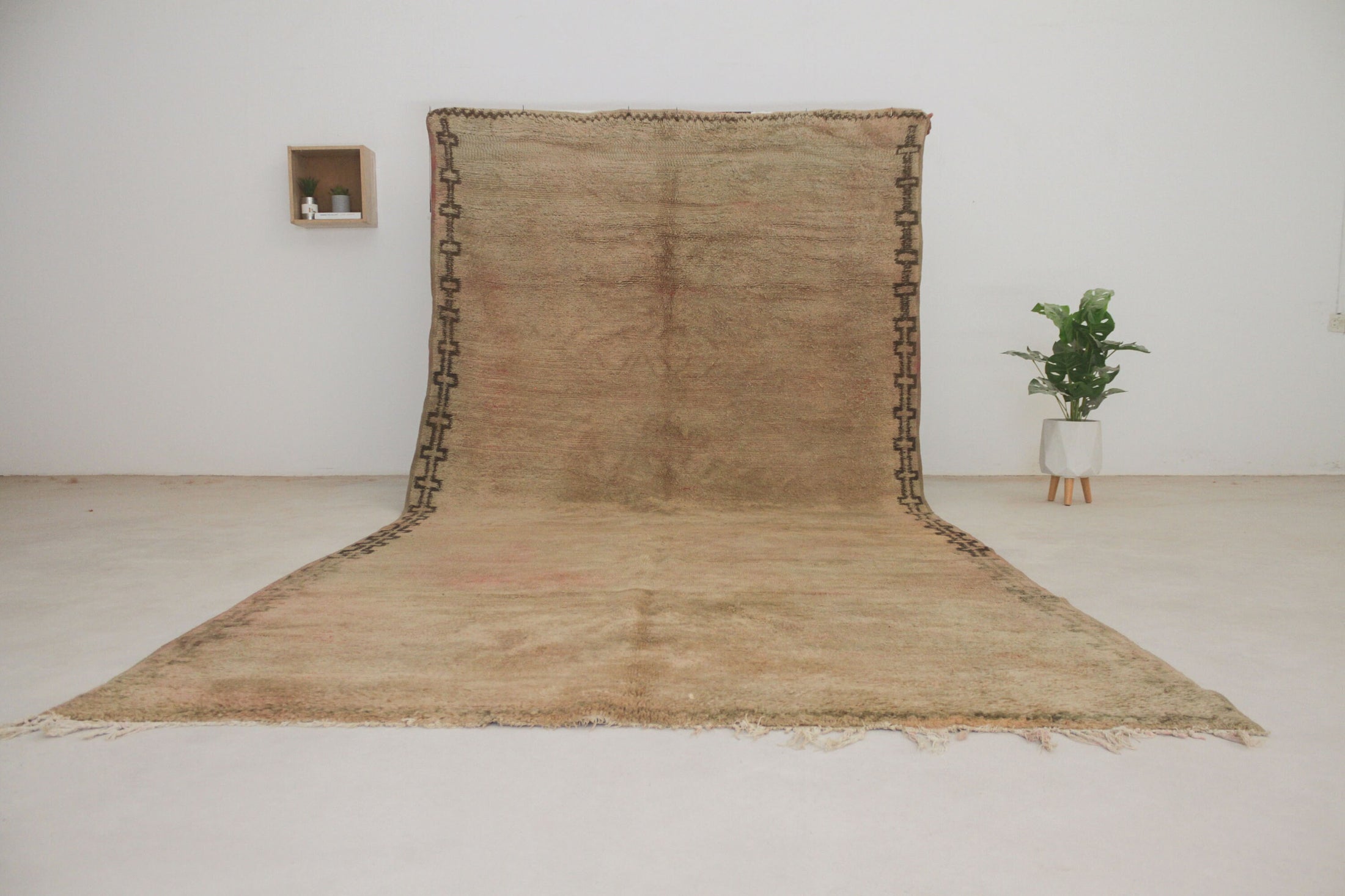 Vintage Moroccan Rug – Handmade Wool Berber rug, 6x13 ft – Large beni mguild rug