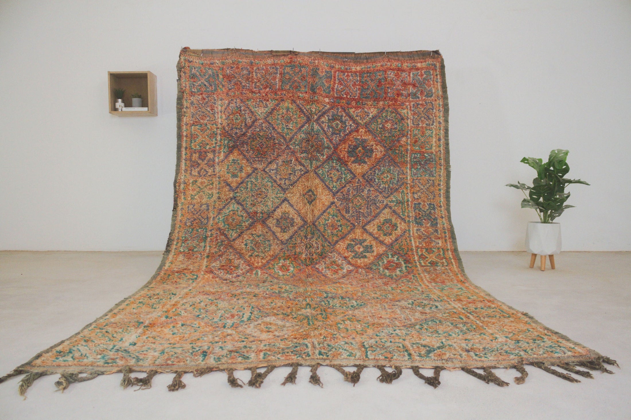 Vintage Moroccan Rug – Handmade Wool Berber rug, 6x10 ft – beni mguild rug