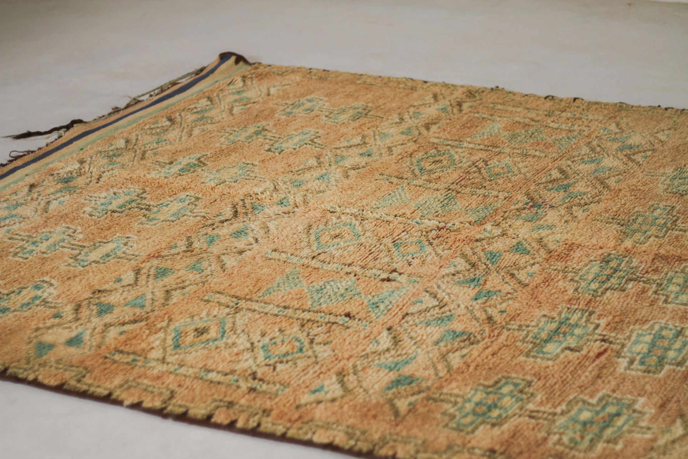 Vintage Moroccan Rug – Handmade Wool Berber rug, 7x8 ft – beni mguild rug