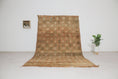 Load image into Gallery viewer, Vintage Moroccan Rug – Handmade Wool Berber rug, 5x8 ft – beni mguild rug
