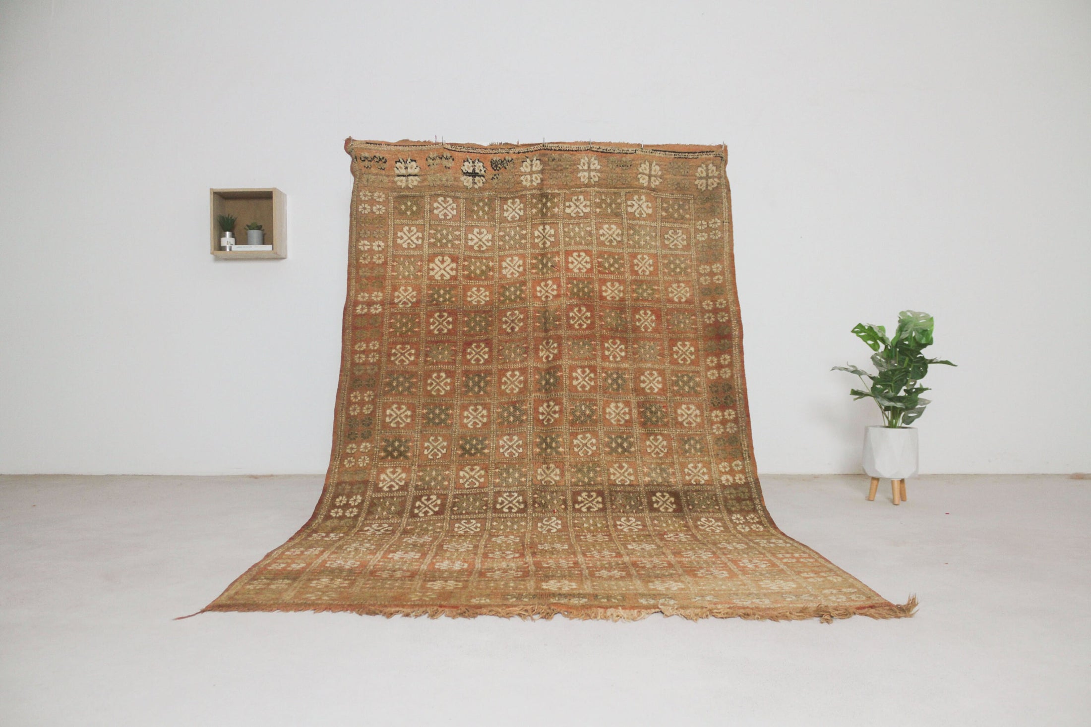 Vintage Moroccan Rug – Handmade Wool Berber rug, 5x8 ft – beni mguild rug