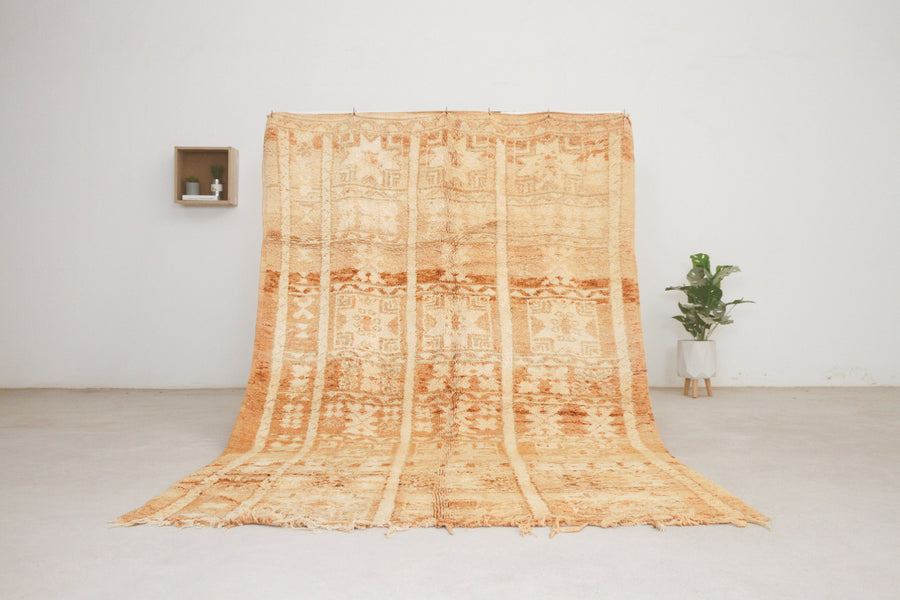 Vintage Peach Moroccan Rug, 5'5" x 8'7" – No. 102