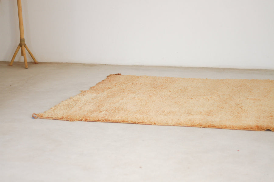 Vintage Peach Moroccan Rug, 6'10" x 9'10" – No. 143