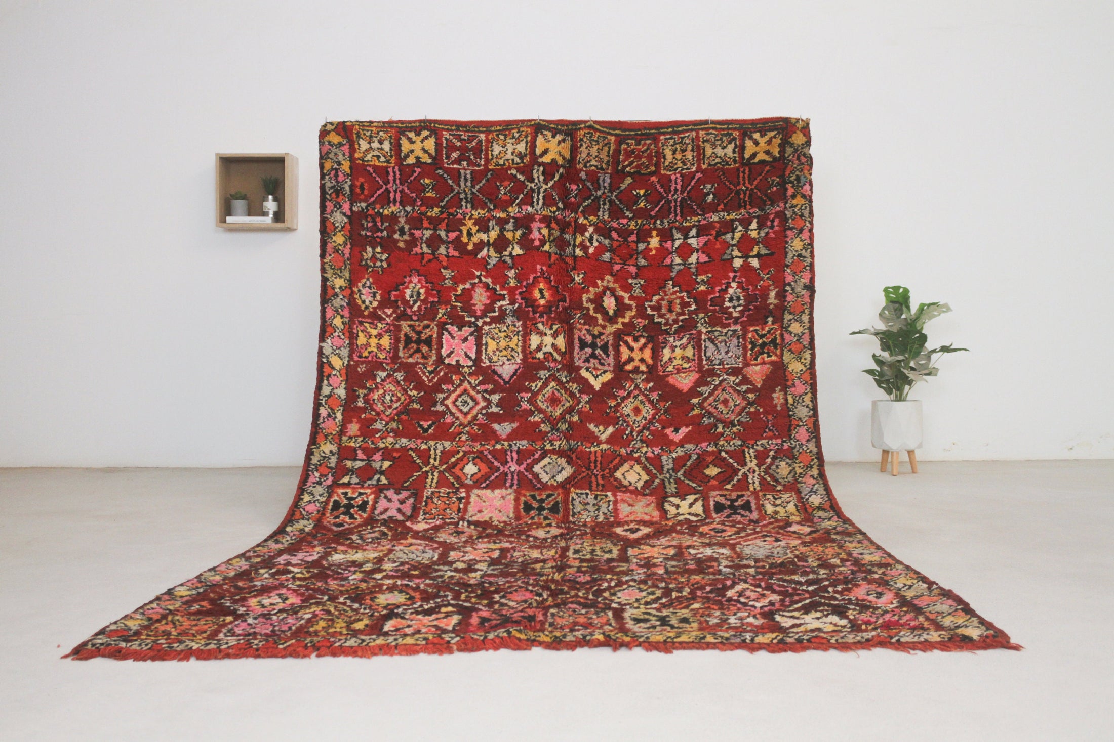 Vintage Moroccan Rug – Handmade Wool Berber rug, 6x10 ft – Red beni mguild rug