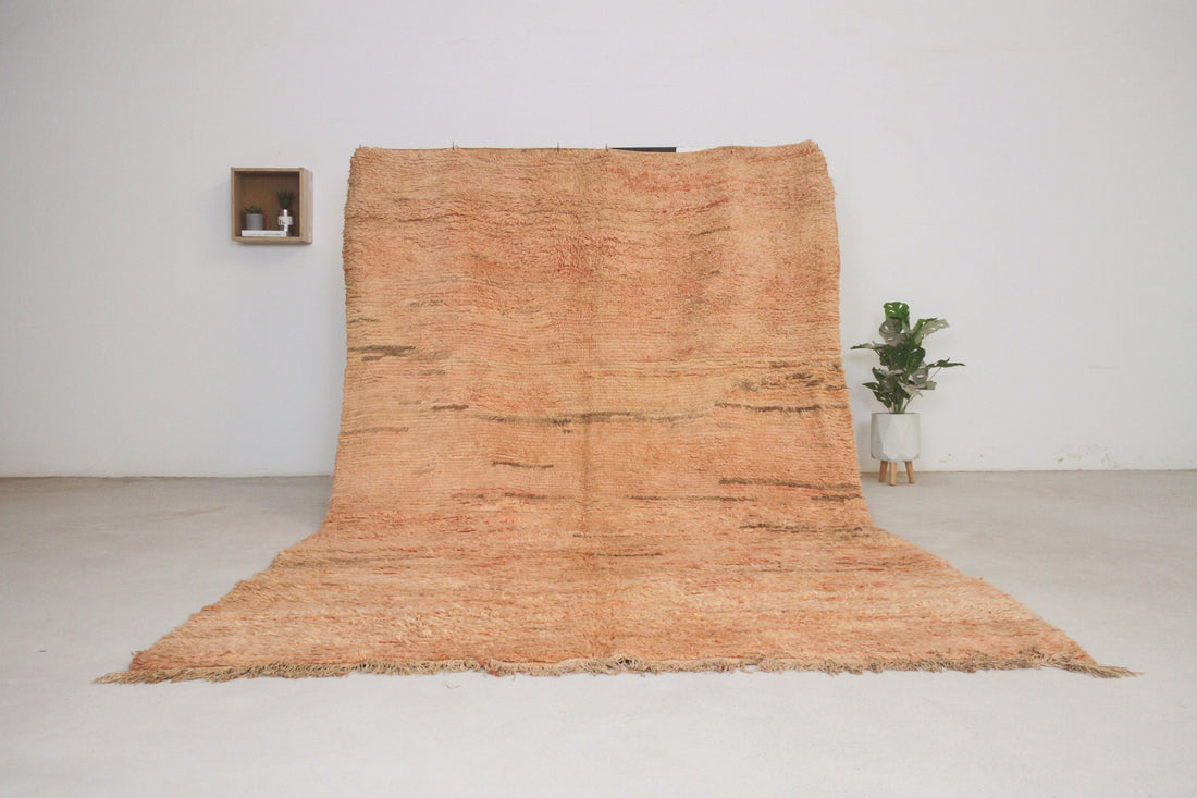 Vintage peach Moroccan rug No. 109, 6'2" x 10'4", full view