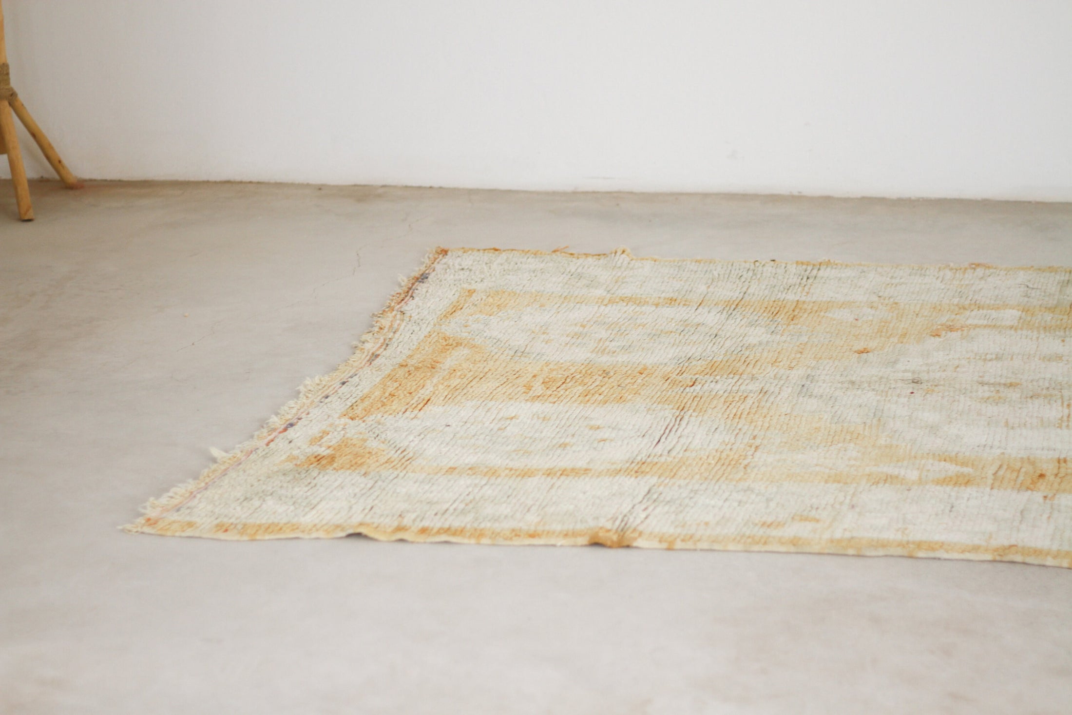 Vintage Moroccan Rug – Handmade Wool Berber rug, 6x9 ft – Yellow beni mguild rug
