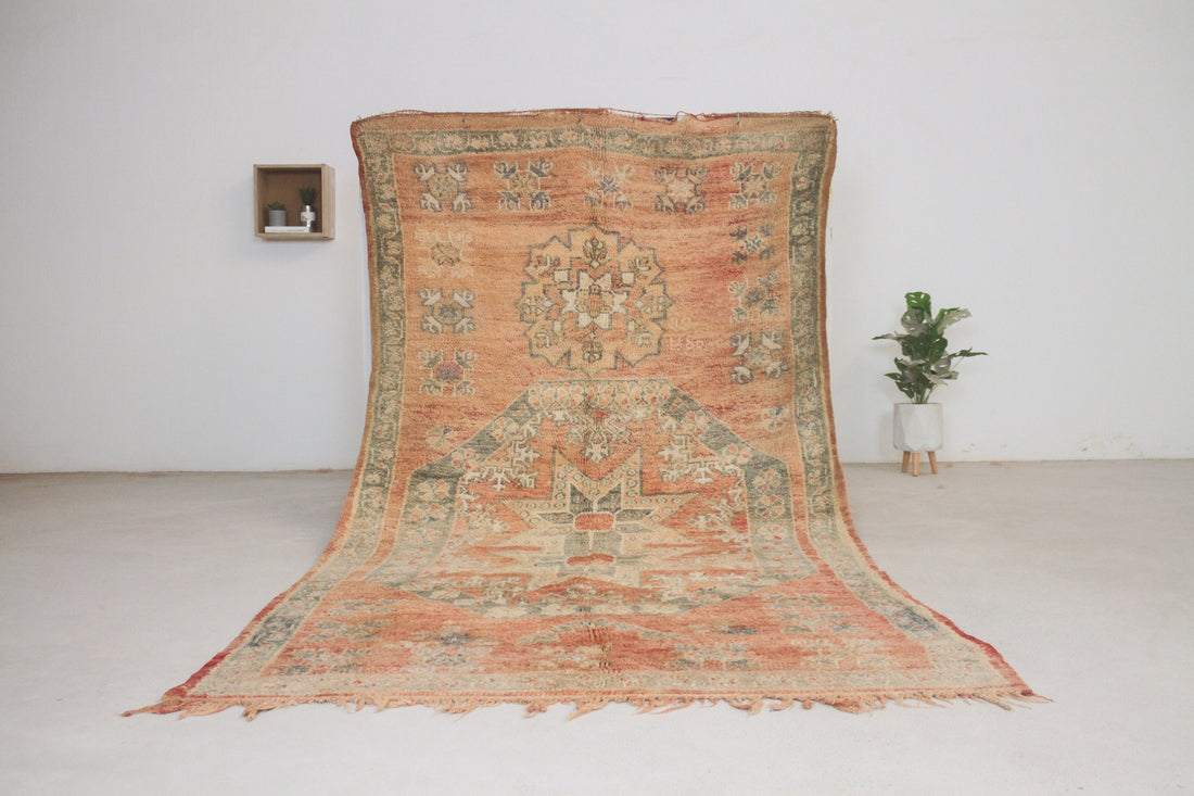 Vintage peach Moroccan rug No. 110, 5'1" x 10'2", full view