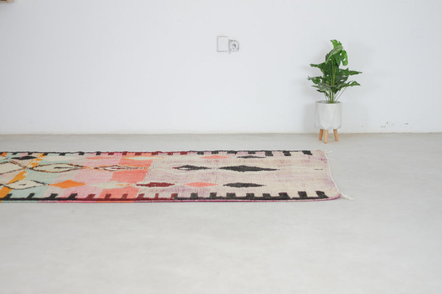 Pink Boujaad-Style Moroccan Rug, 5'4" x 8'4" – No. L-A75