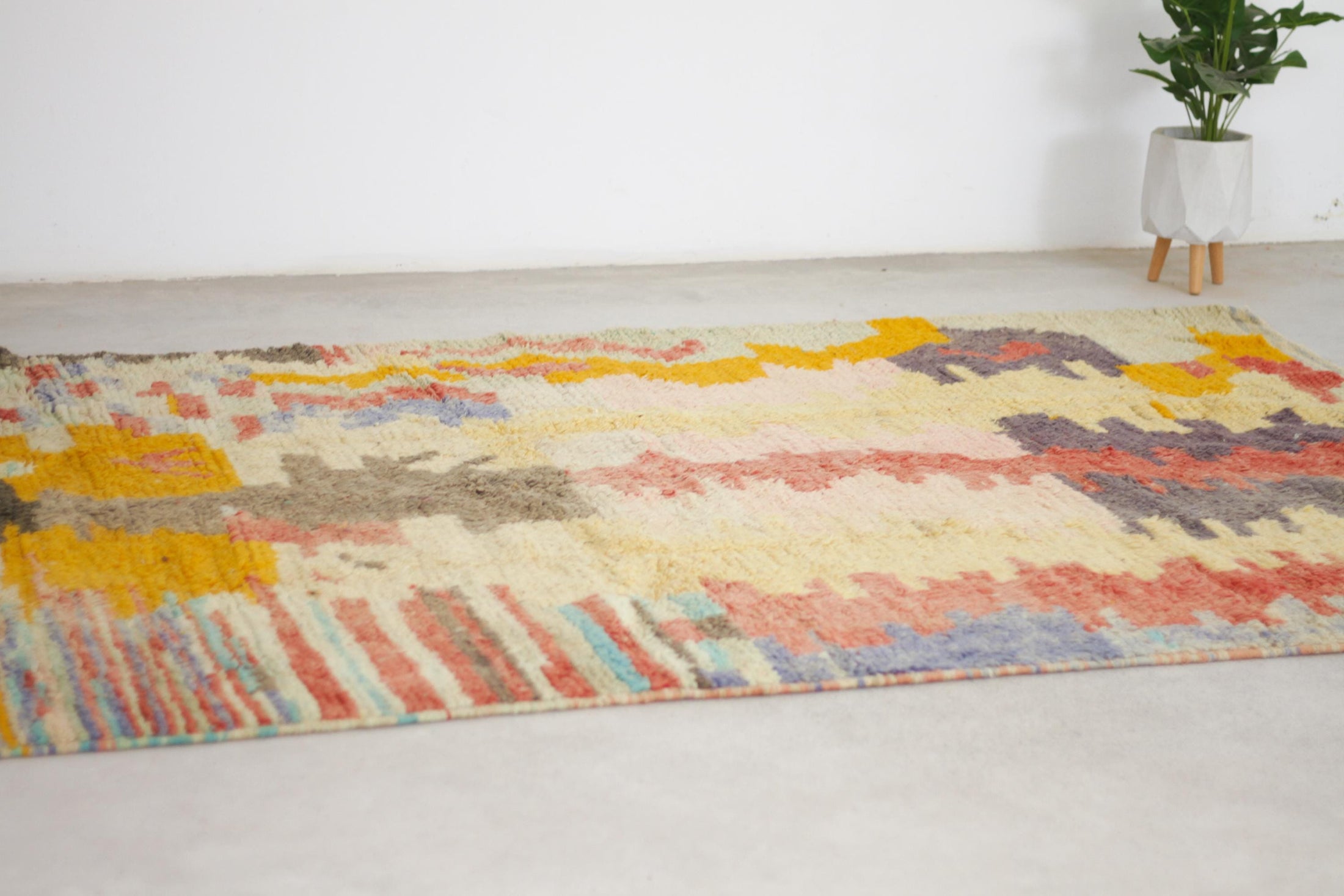 One of a kind vintage Boujaad rug 27