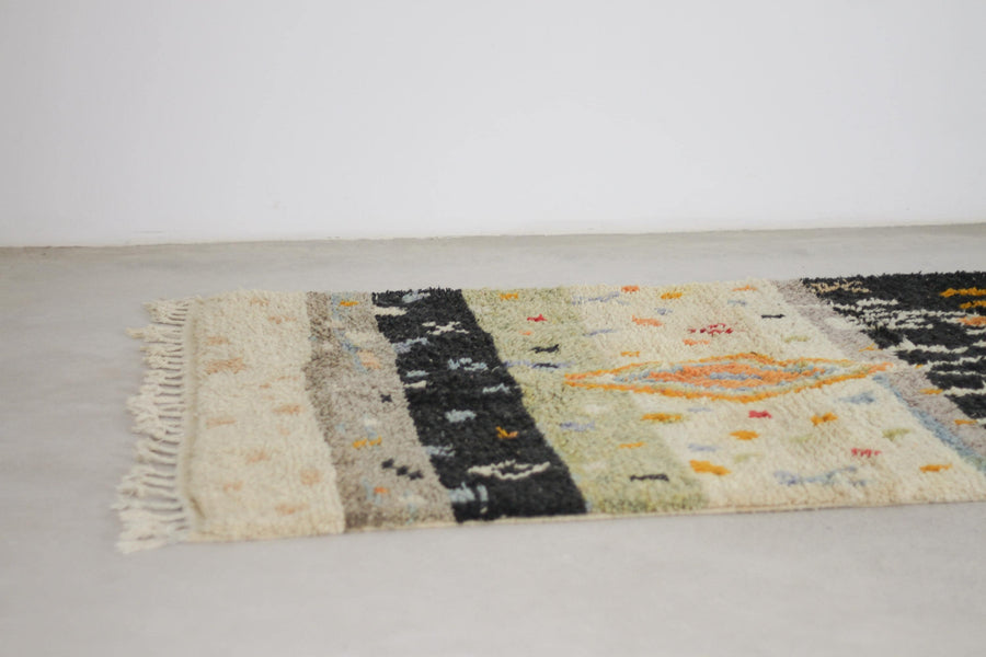 Cream and Green Boujaad-Style Moroccan Rug, 5'7" x 8'7" – No. L-A114