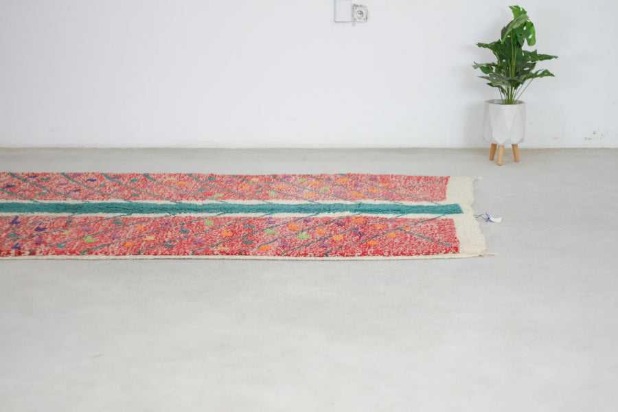 Red Boujaad-Style Moroccan Rug, 5'3" x 8'2" – No. L-A121