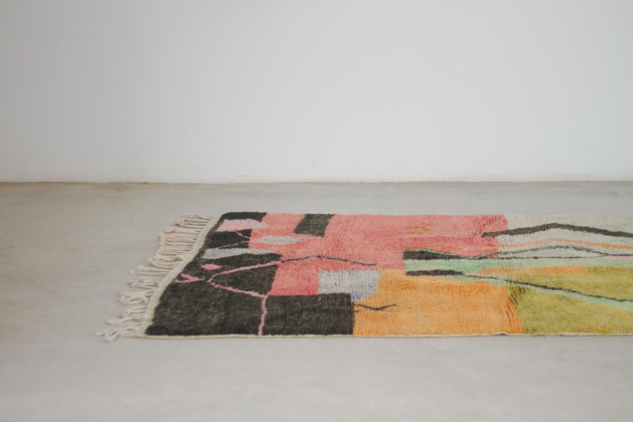 One of a kind vintage Boujaad rug 02