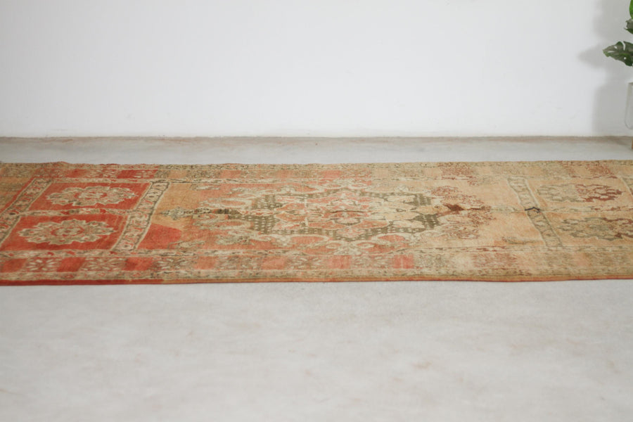 Vintage Peach Moroccan Rug, 6' x 10'10" – No. 260