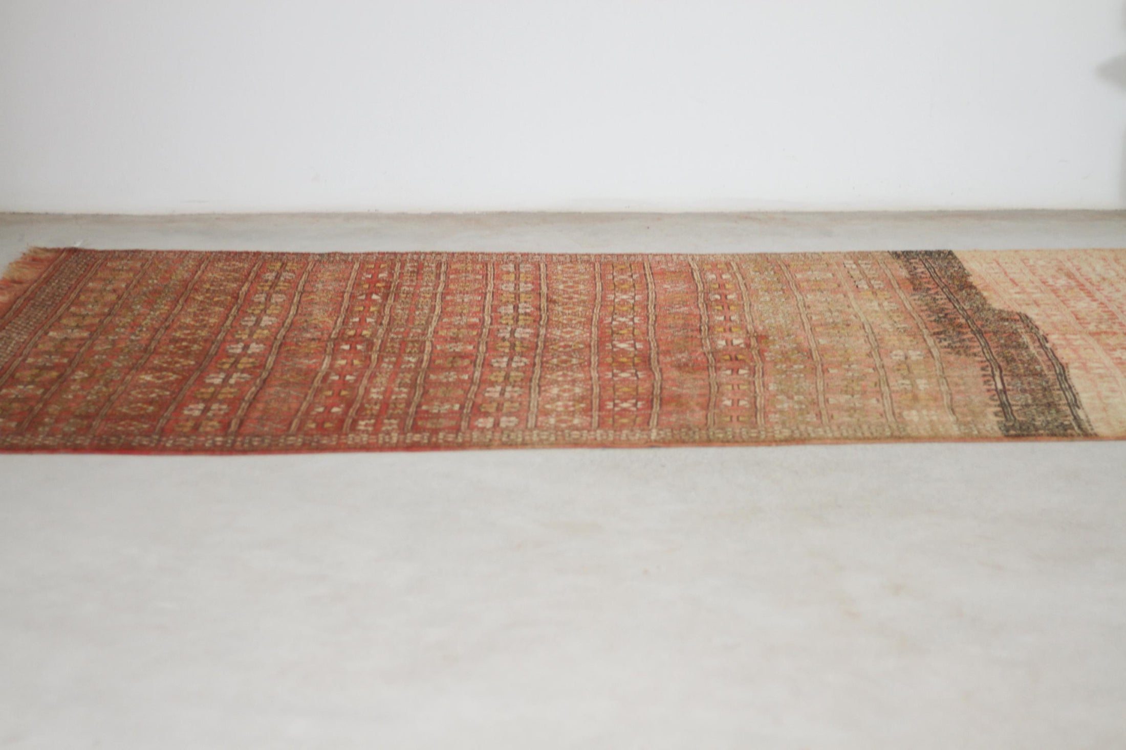 Vintage Moroccan Rug – Handmade Wool Berber rug, 6x10 ft – Brown beni mguild rug