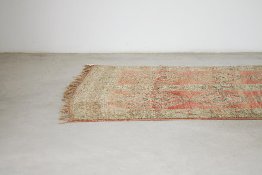 Vintage Pink Moroccan Rug, 5'7" x 9'3" – No. 268