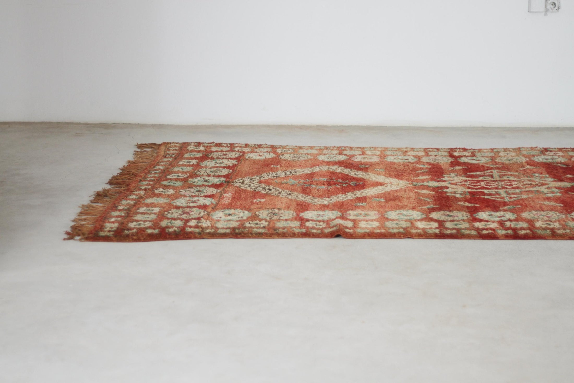 Vintage Moroccan Rug – Handmade Wool Berber rug, 6x11 ft – Red beni mguild rug
