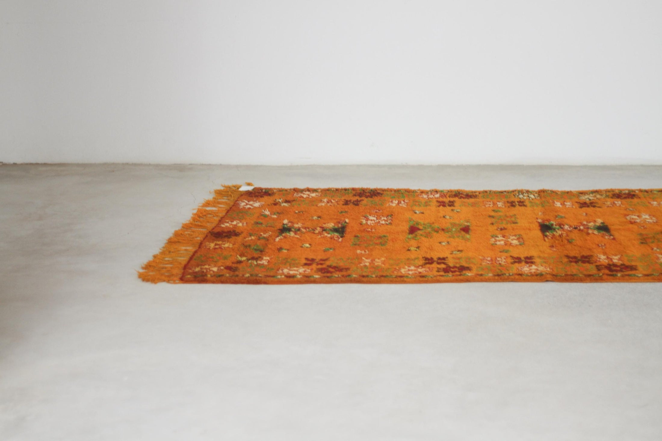 Vintage Moroccan Rug – Handmade Wool Berber rug, 5x11 ft – Orange beni mguild rug