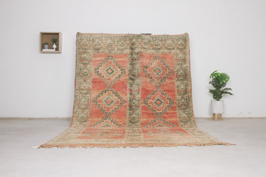 Vintage Moroccan Rug – Handmade Wool Berber rug, 5.5x9 ft – Peach beni mguild rug