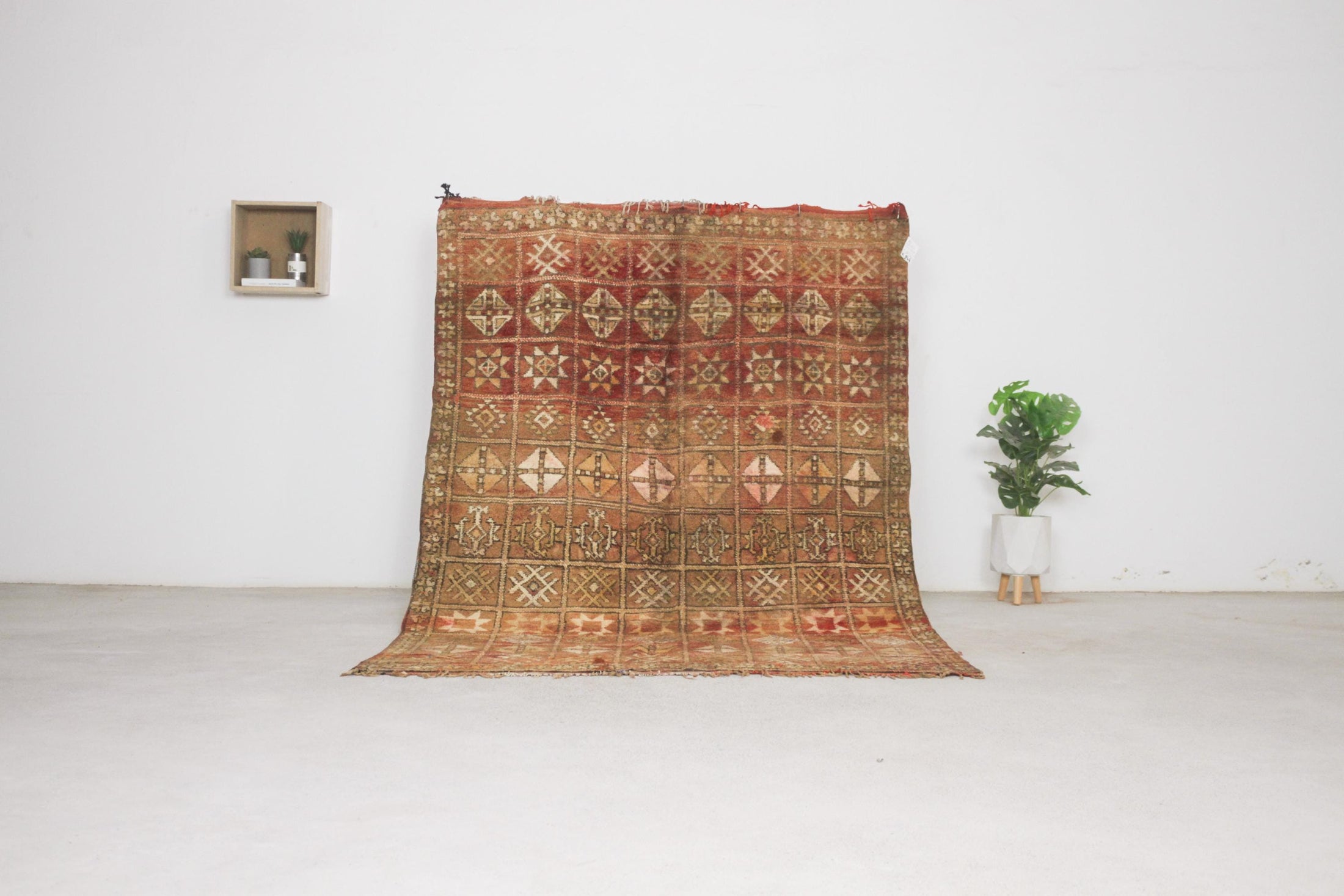 Vintage Moroccan Rug – Handmade Wool Berber rug, 5x7 ft – Brown beni mguild rug