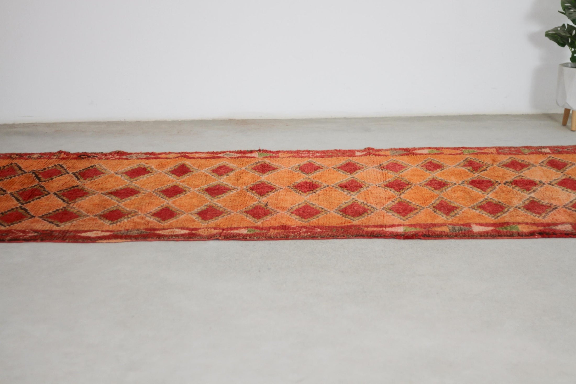 Vintage Moroccan Rug – Handmade Wool Berber rug, 5x11 ft – Orange beni mguild rug