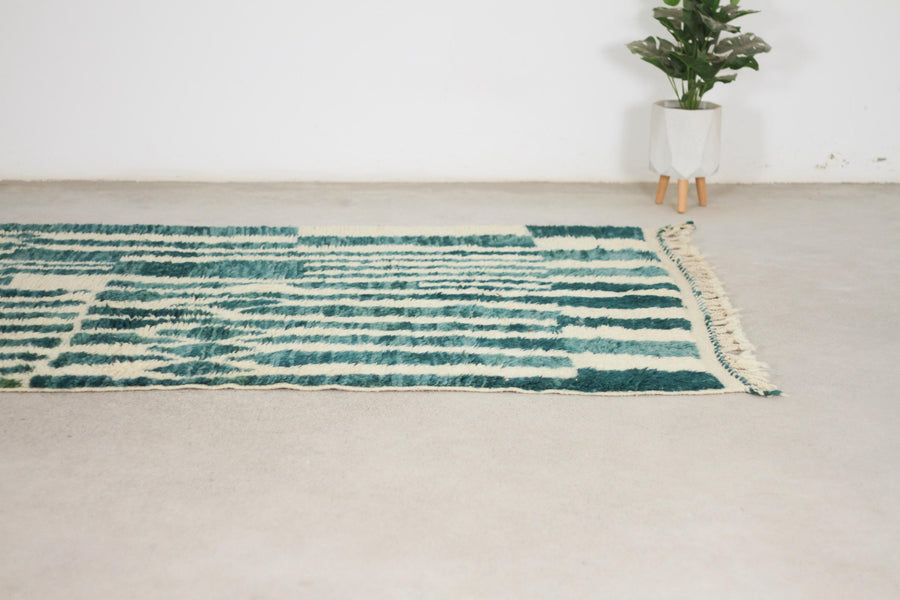 Cream and Teal Boujaad-Style Moroccan Rug, 5'0" x 8'0" – No. bj-21