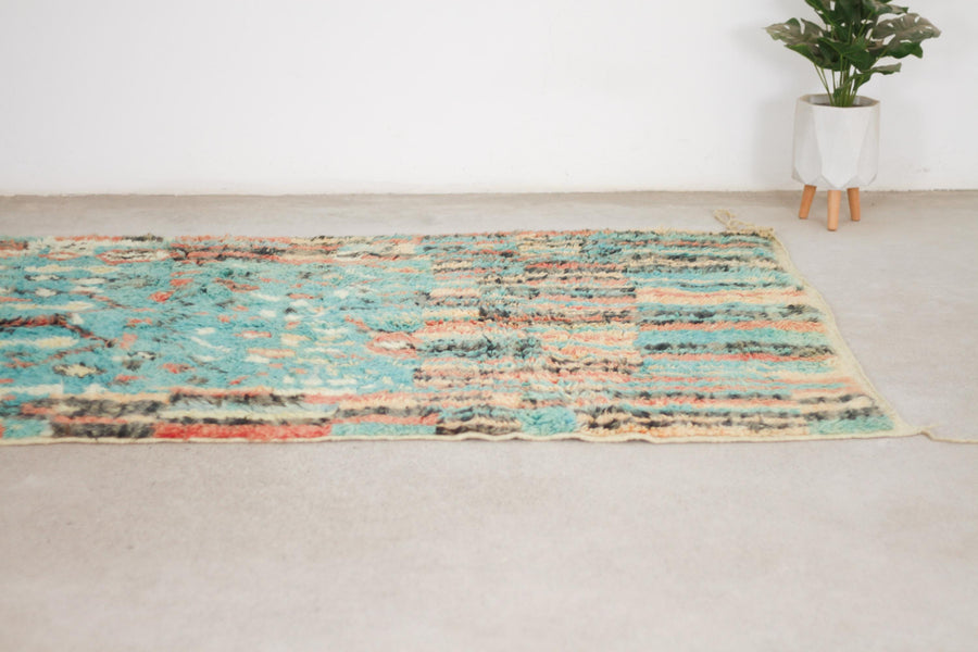 Turquoise and Cream Boujaad-Style Moroccan Rug, 5'0" x 8'0" – No. bj-12